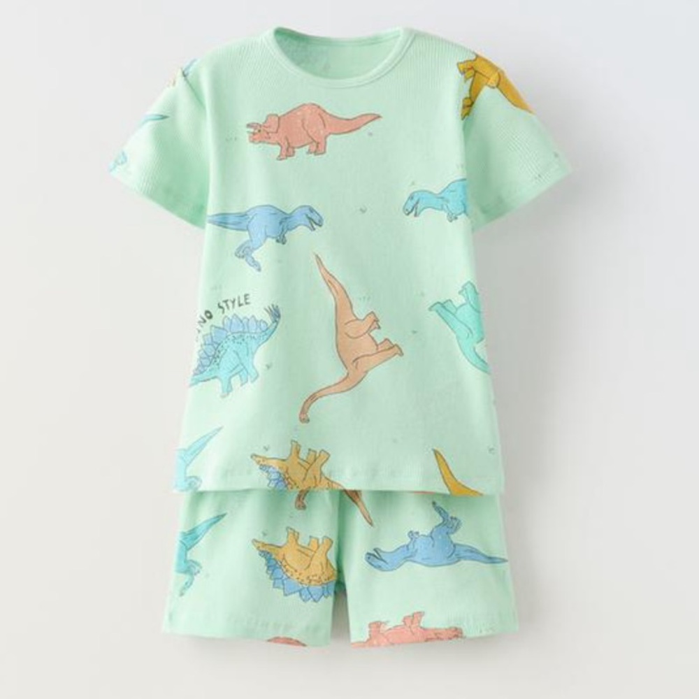 🦖Zara dinosaur pajama set 🦖